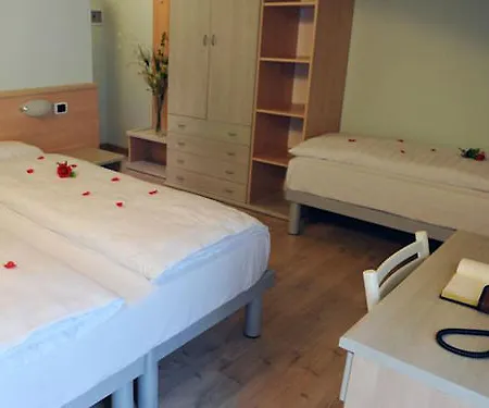 Hotel Monclassico 3* Monclassico
