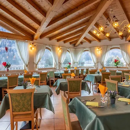 Hotel Monclassico Otel 3*